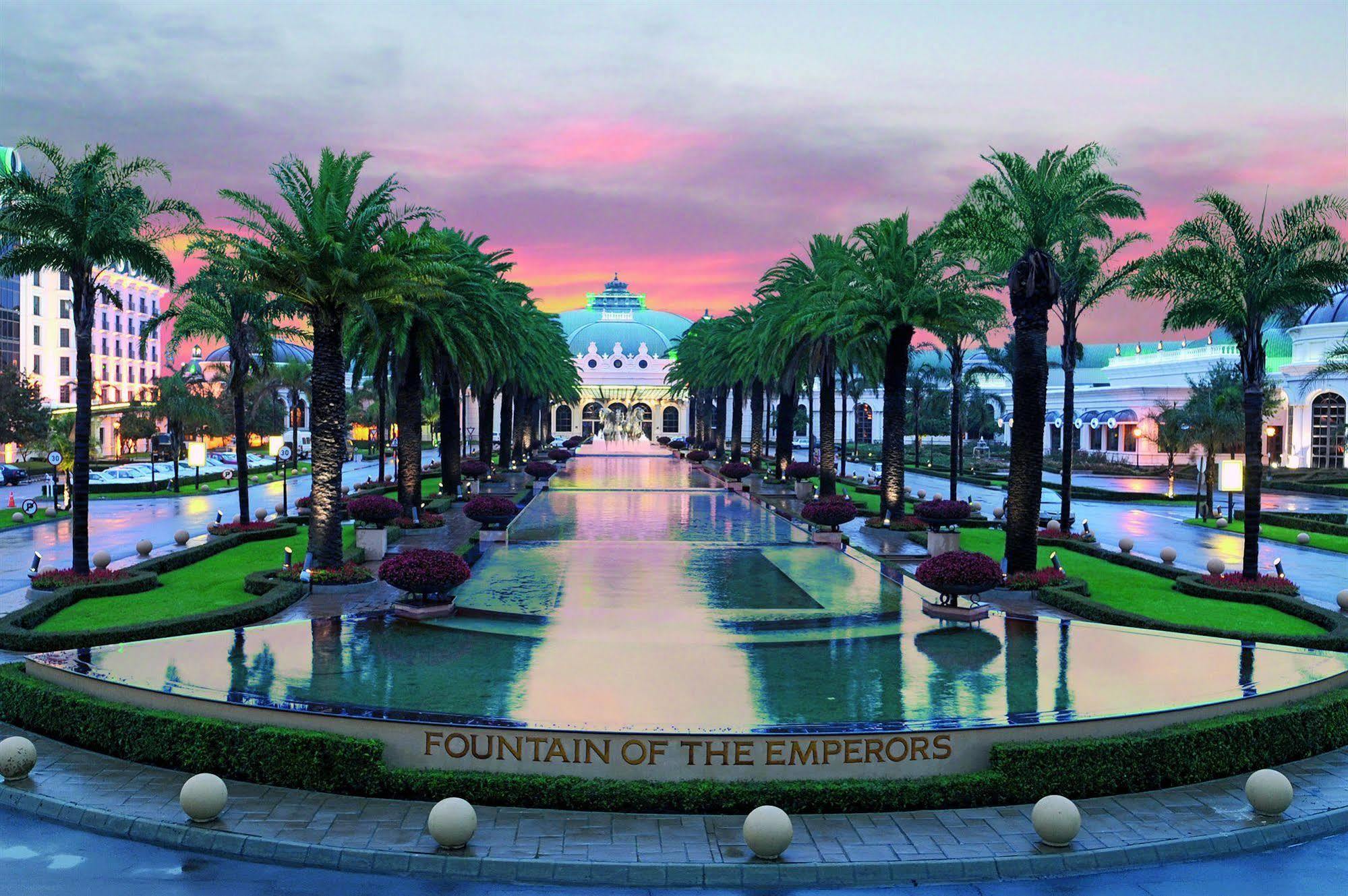 Peermont Metcourt Suites At Emperors Palace Kempton Park Zewnętrze zdjęcie